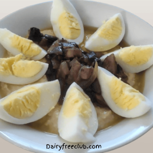 Hummus and Mushrooms with Eggs recipe